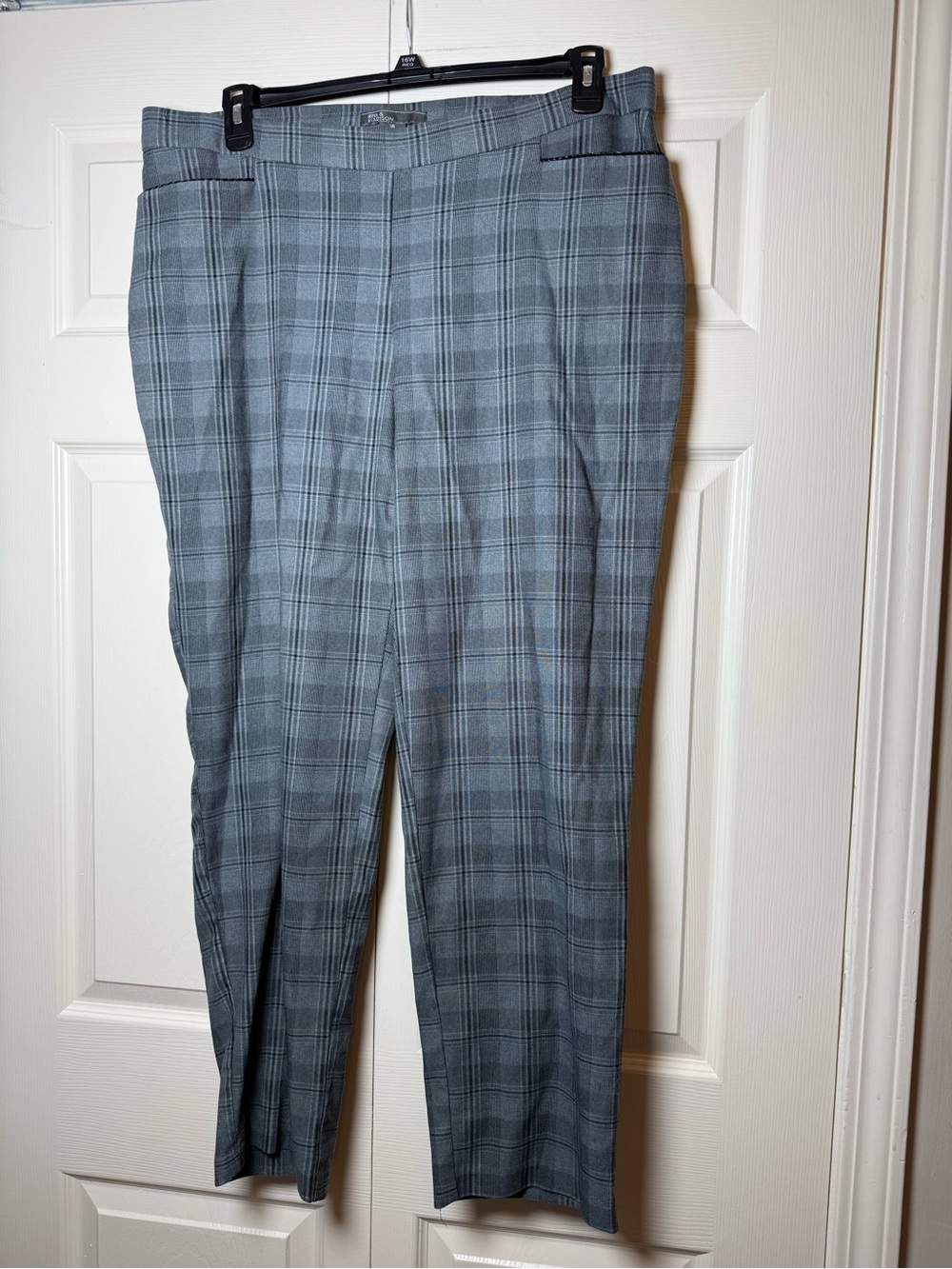 89th & Madison Plaid Pull On Pants